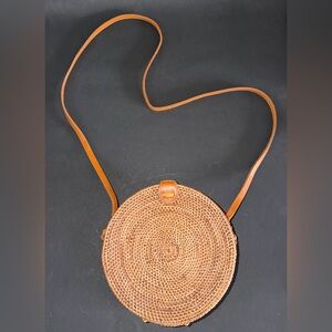 Round Rattan Boho Straw Studios Woven Crossbody Purse Bag Leather Strap EUC